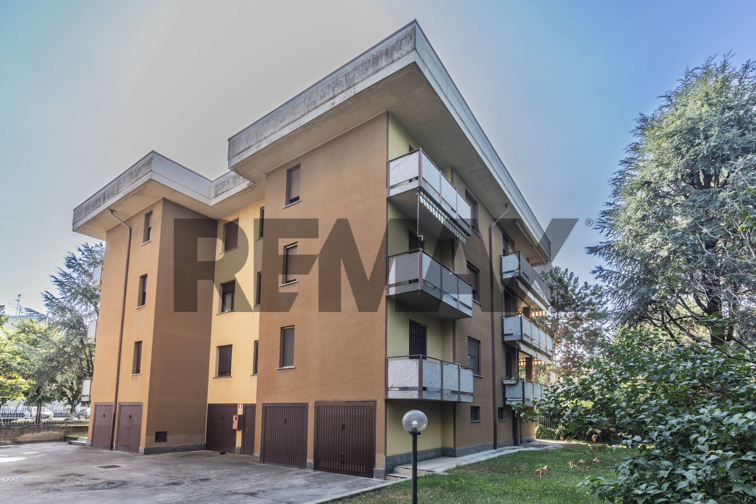 Appartamento in vendita a Pogliano Milanese
