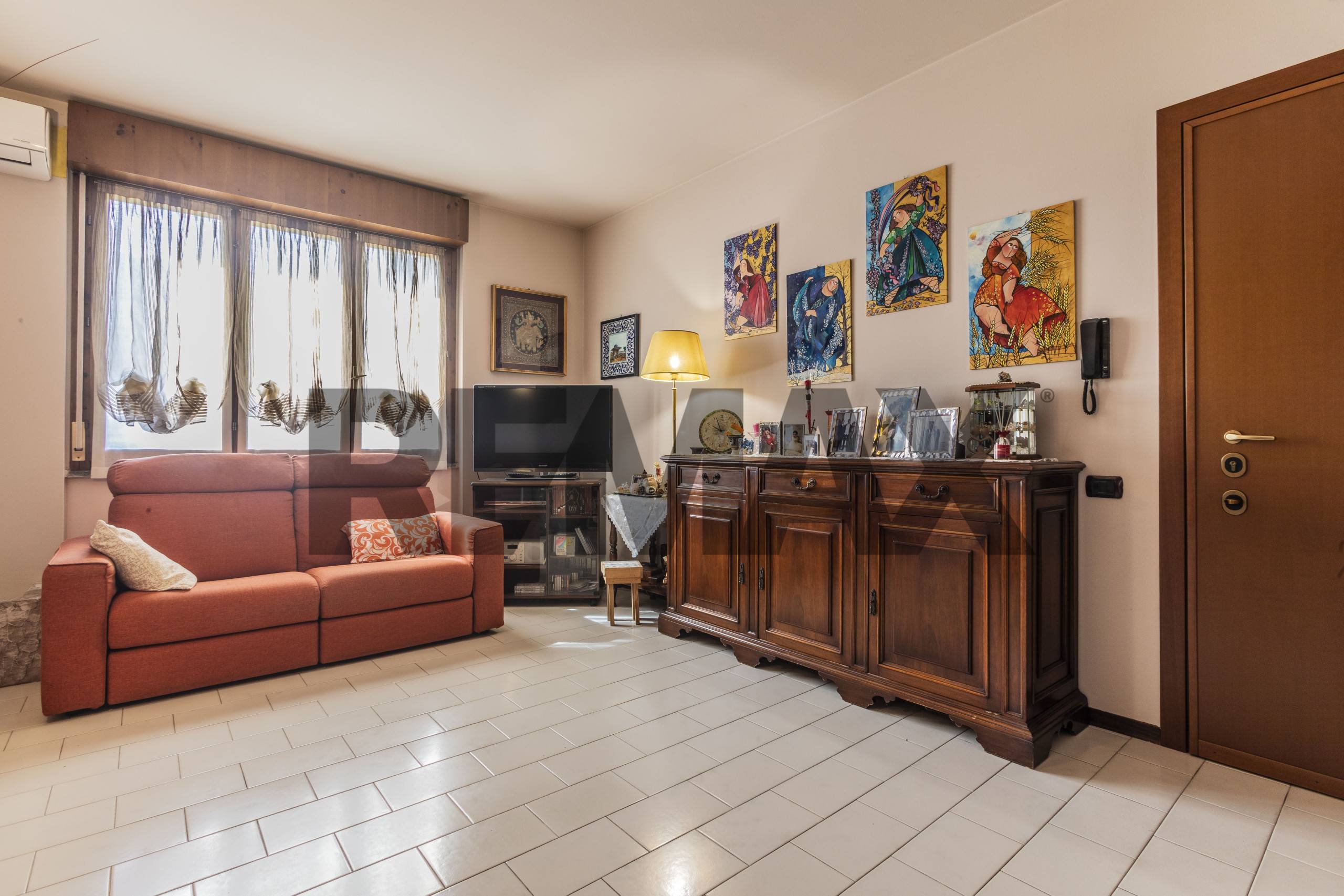 Appartamento in vendita a Pogliano Milanese