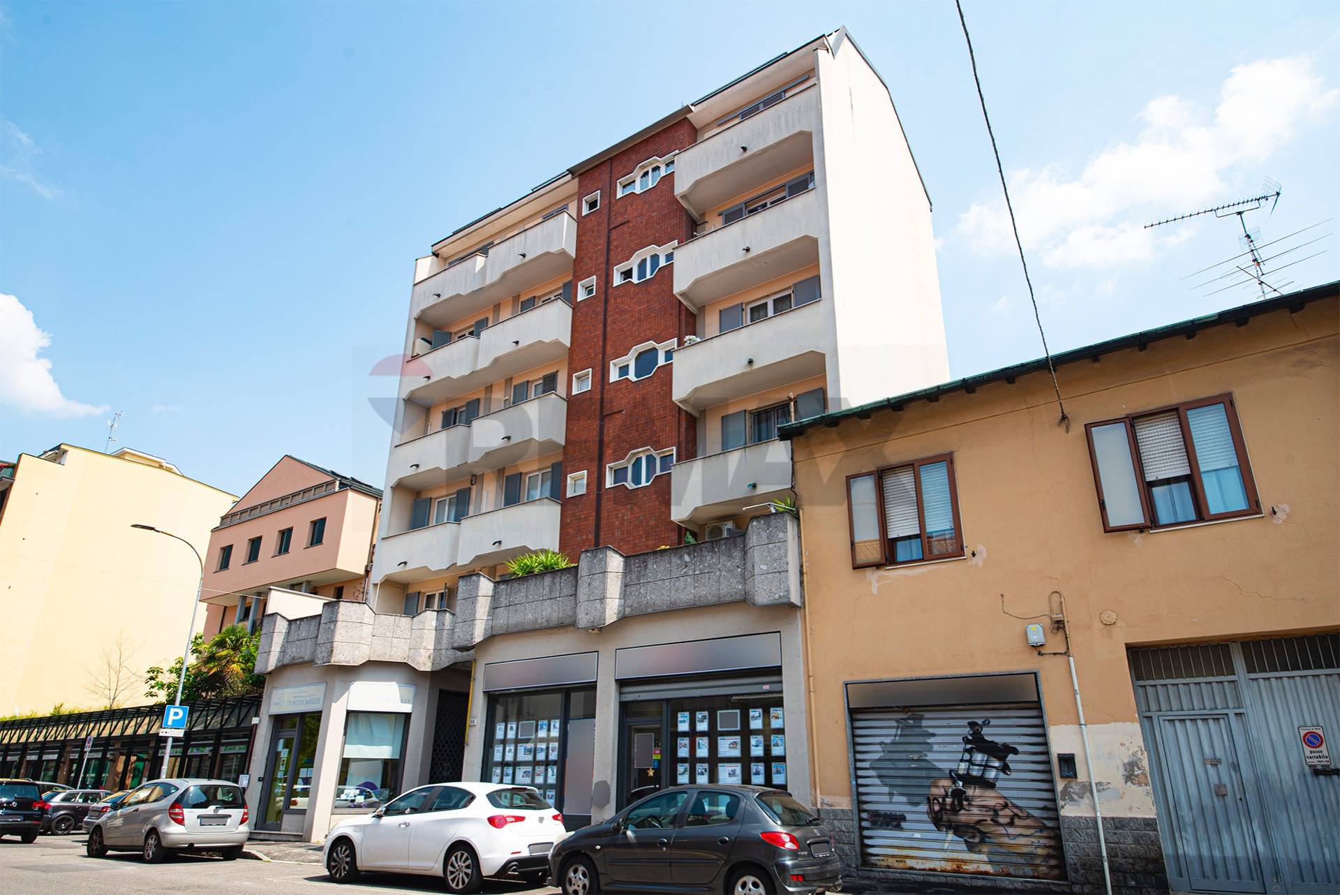 Appartamento in affitto a Rho, Zona Centro