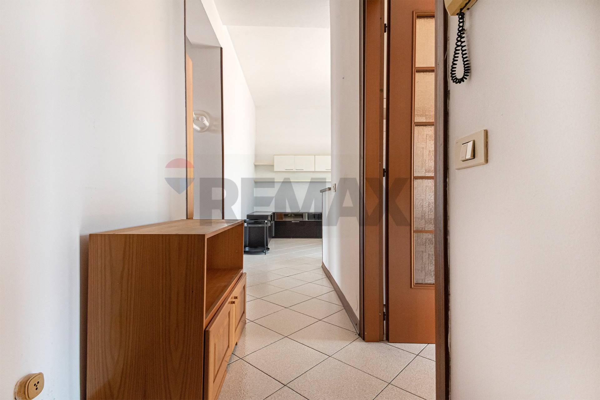 Appartamento in affitto a Rho, Zona Centro