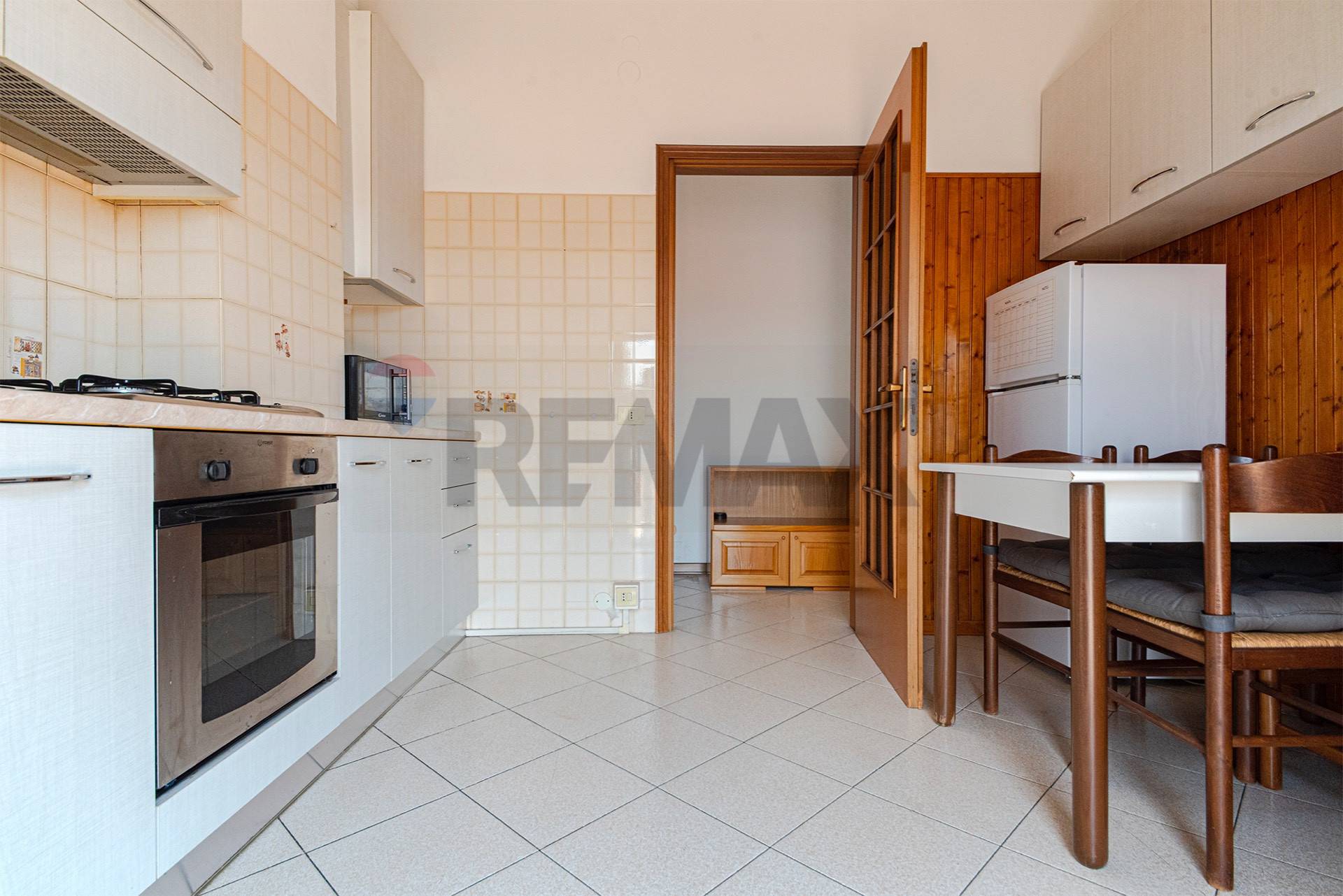 Appartamento in affitto a Rho, Zona Centro
