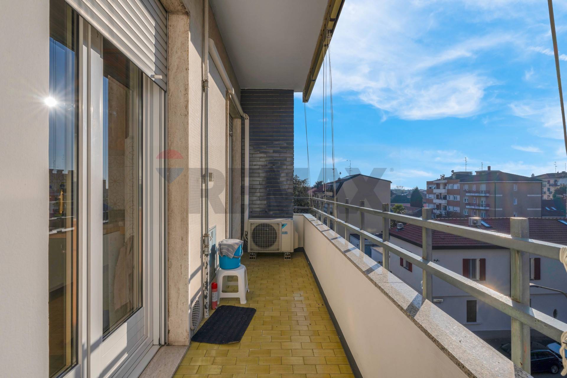 Appartamento in affitto a Rho, Zona Centro