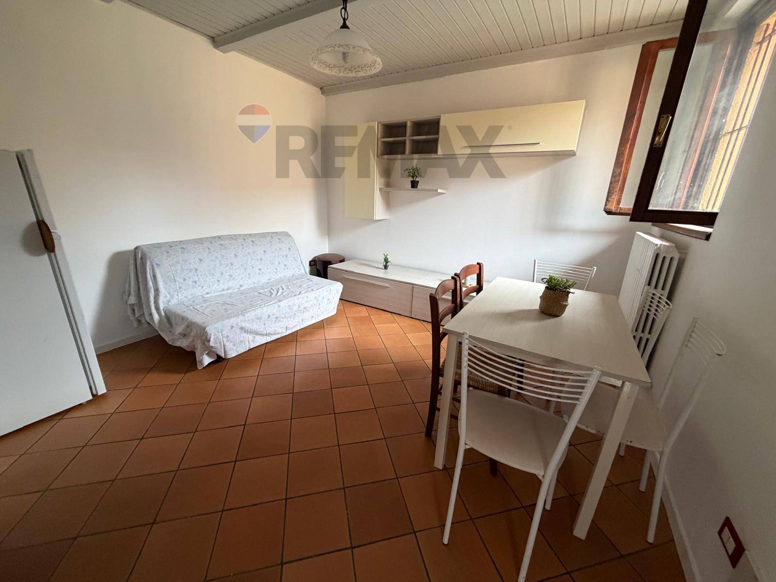 Appartamento in vendita a Rho, Zona Centro