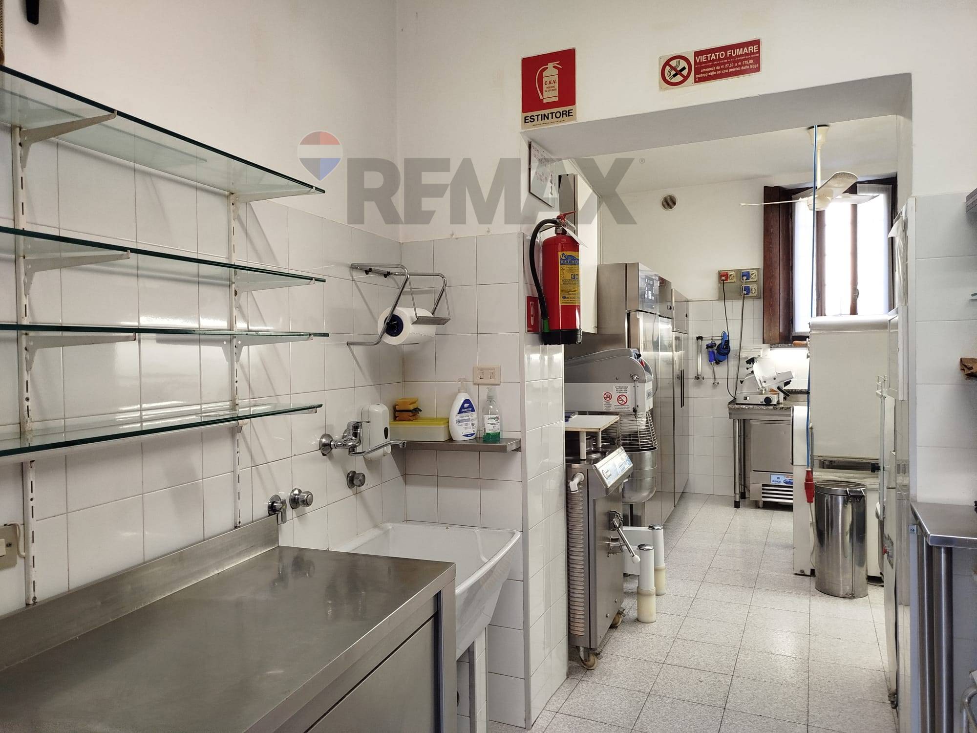 Attivit Commerciale in vendita a Abbiategrasso
