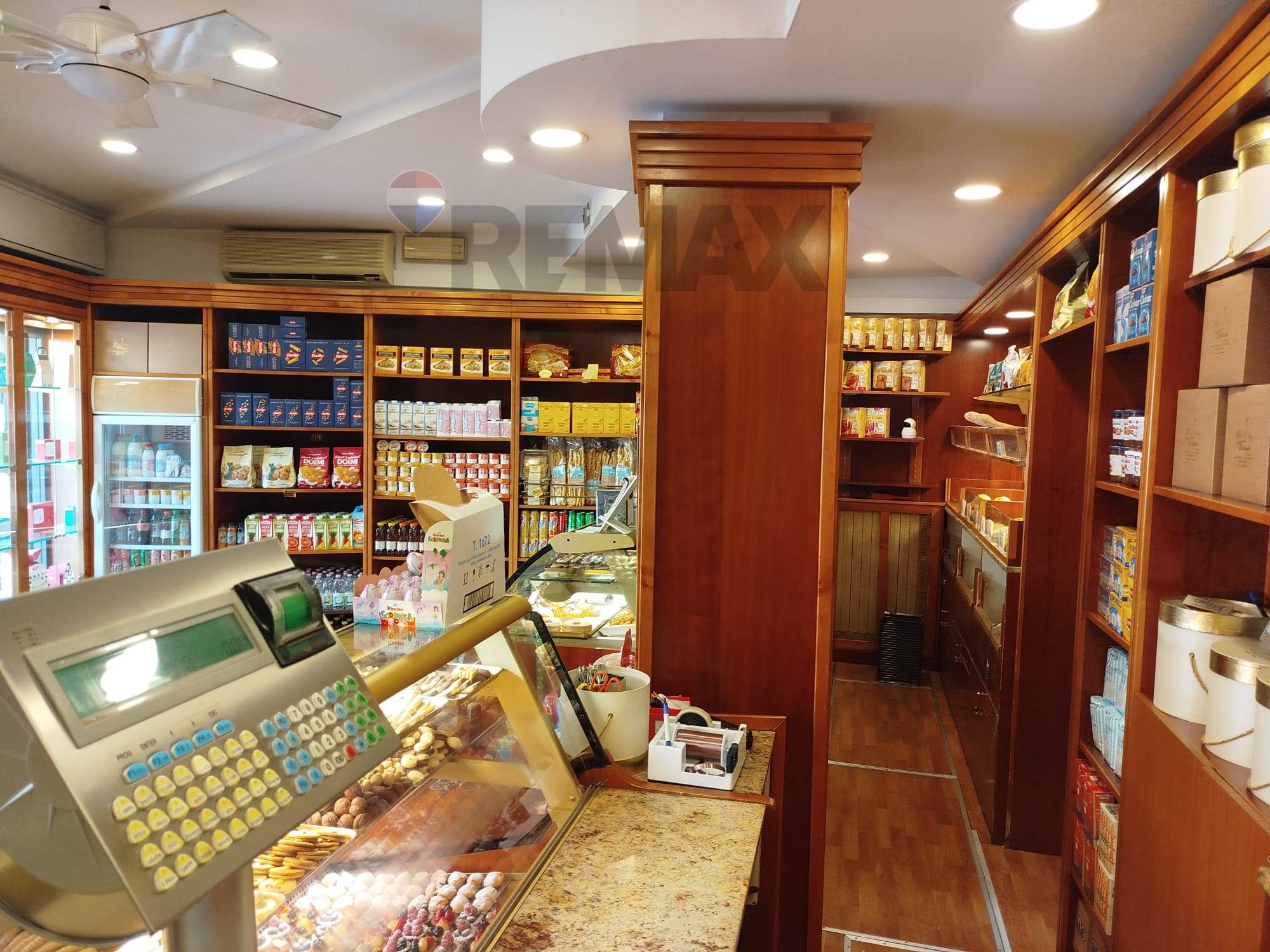 Attivit Commerciale in vendita a Abbiategrasso