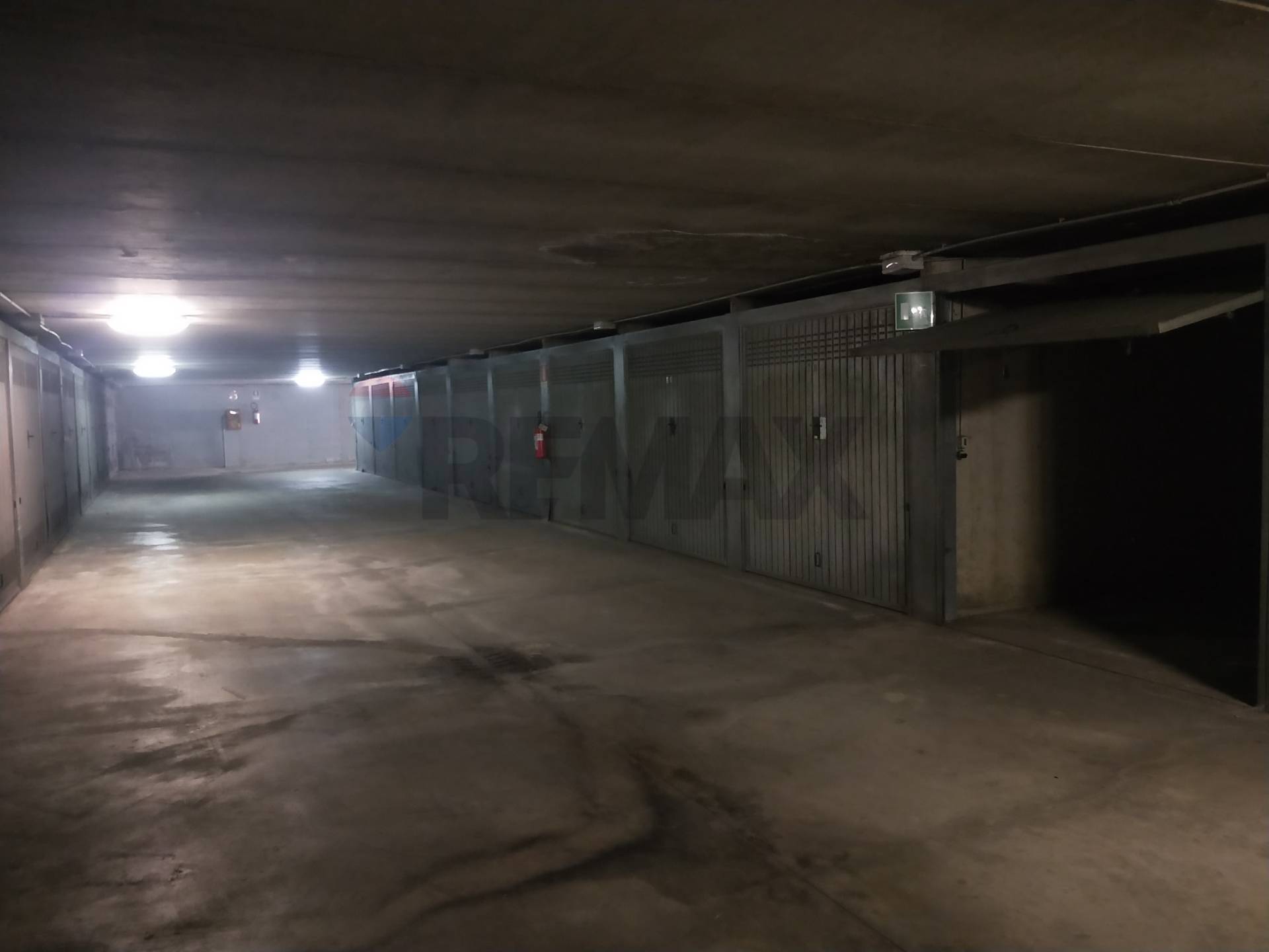Garage/Box in vendita a Trezzano sul Naviglio
