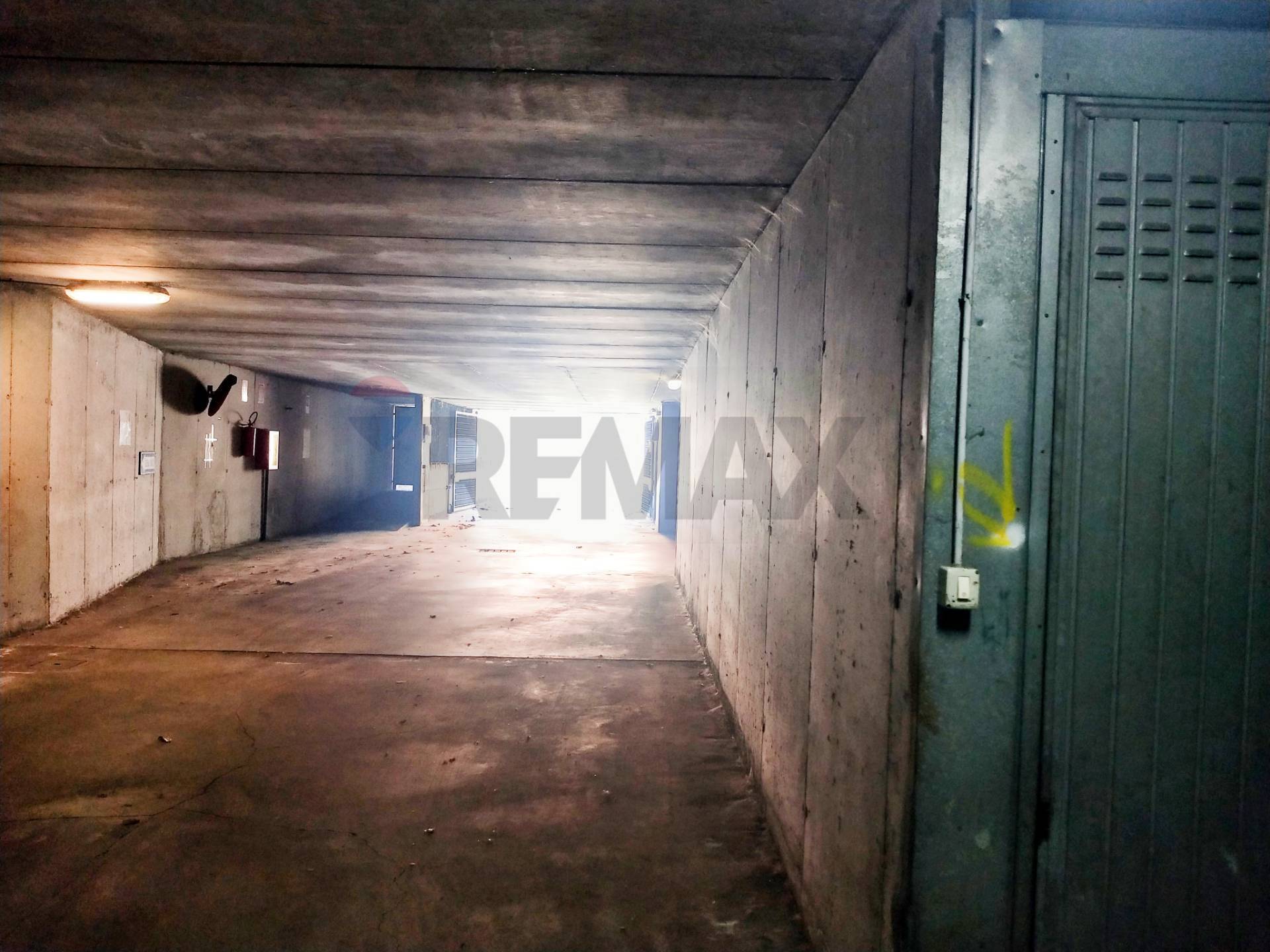 Garage/Box in vendita a Trezzano sul Naviglio