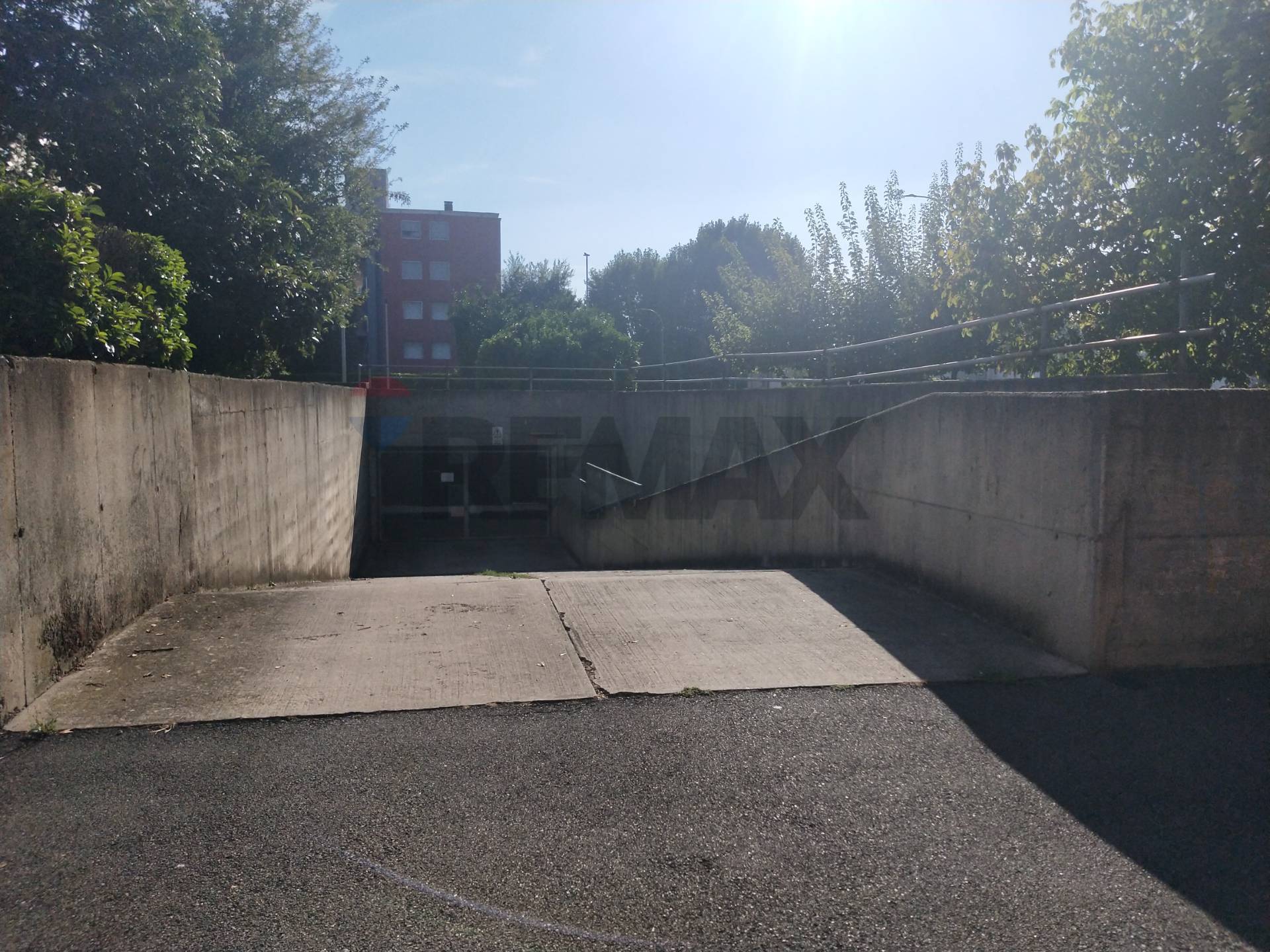 Garage/Box in vendita a Trezzano sul Naviglio