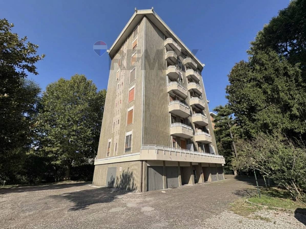 Appartamento in vendita a Rho, Zona San Carlo
