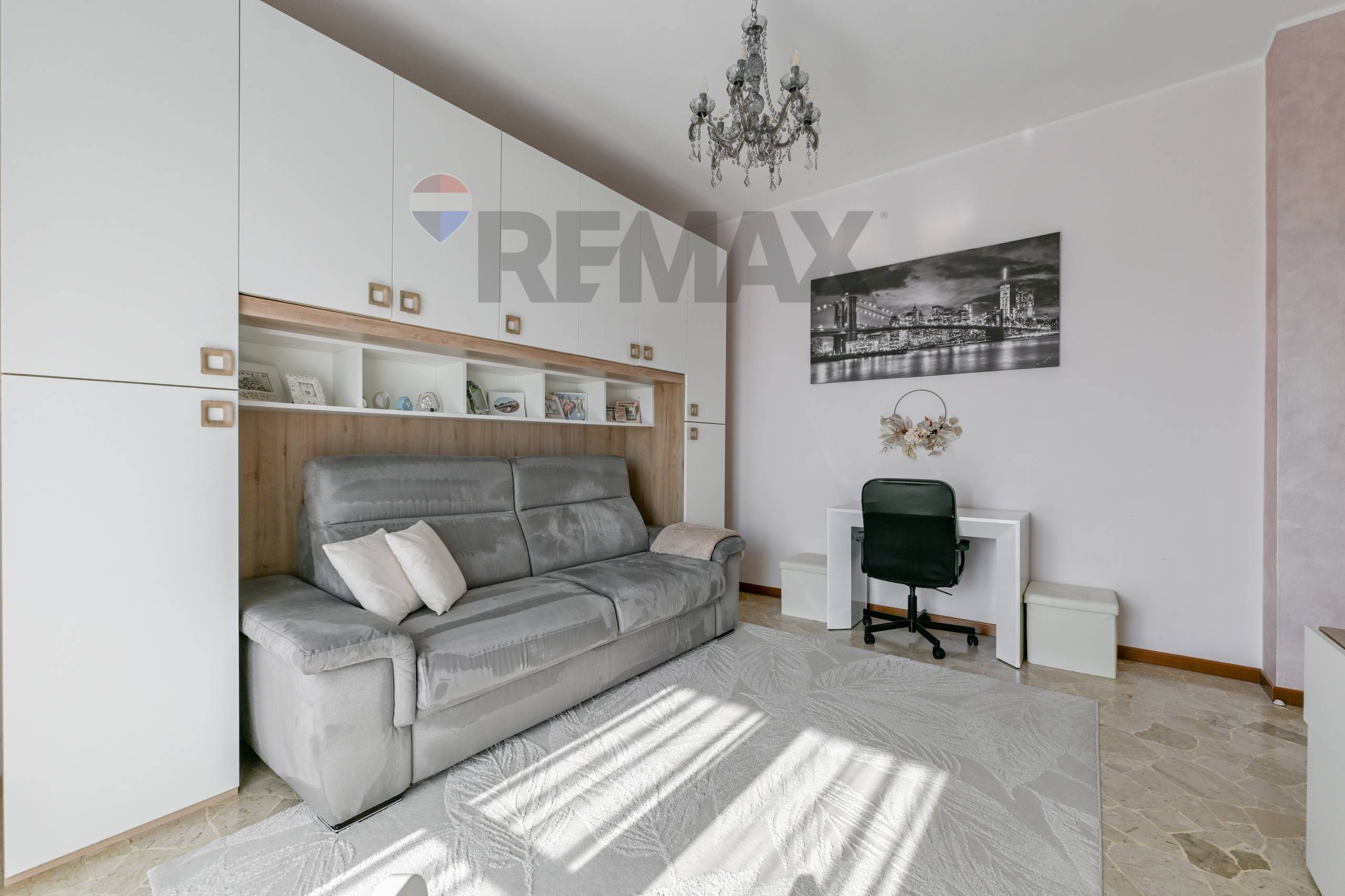 Appartamento in vendita a Rho, Zona Stazione