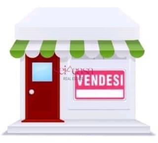 Locale commerciale in vendita a Grosseto, Citt
