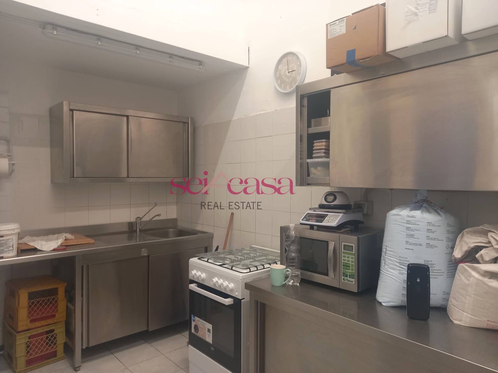 Locale commerciale in affitto a Grosseto, Citt