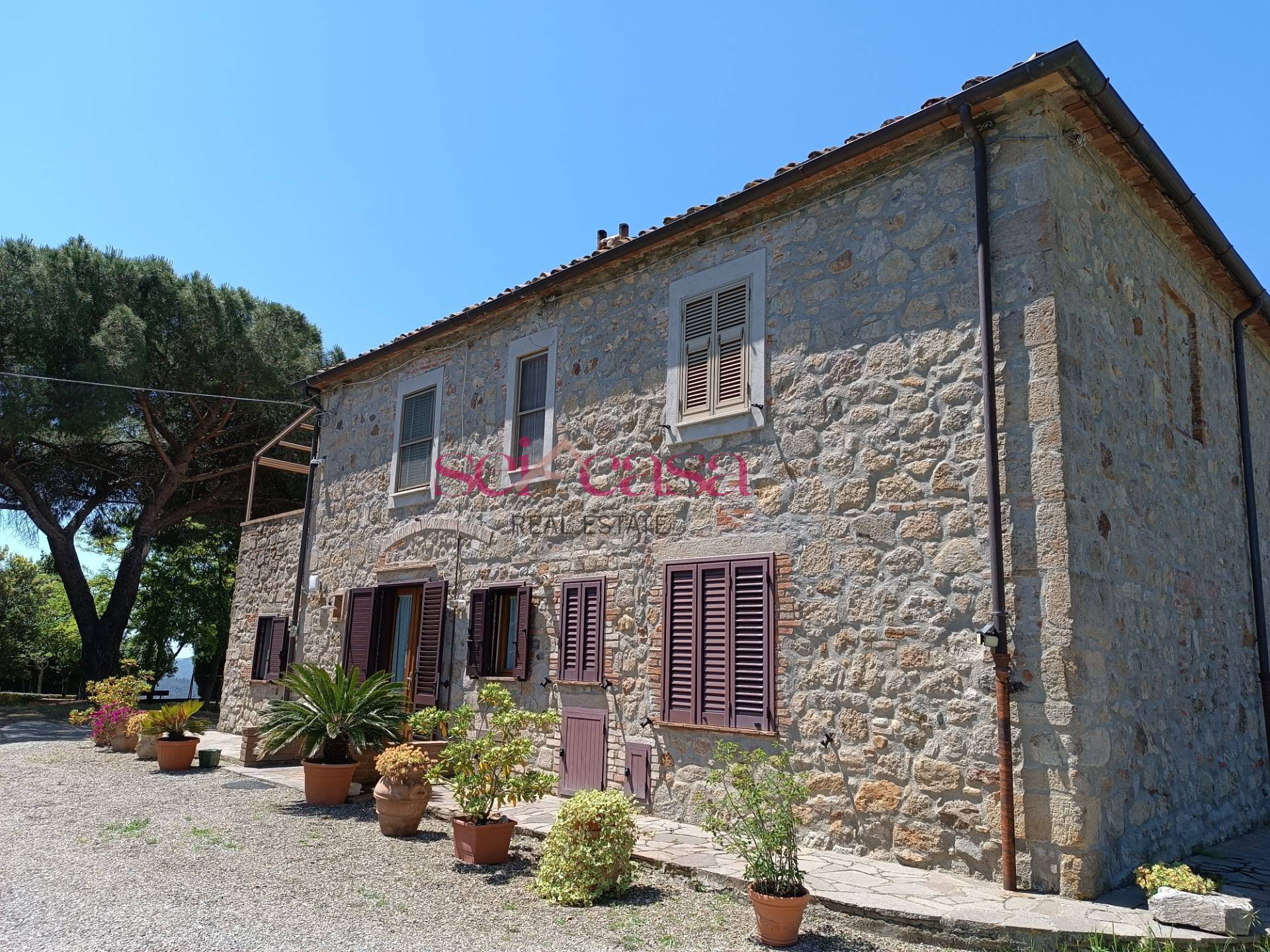 Porzione di Casale in vendita a Roccastrada