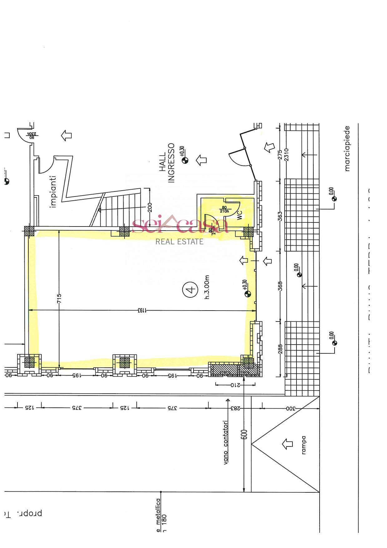 Locale commerciale in vendita a Grosseto, Citt