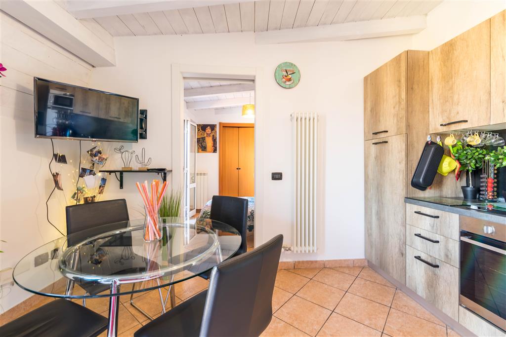 Bilocale in vendita in via imbonati 15, Milano