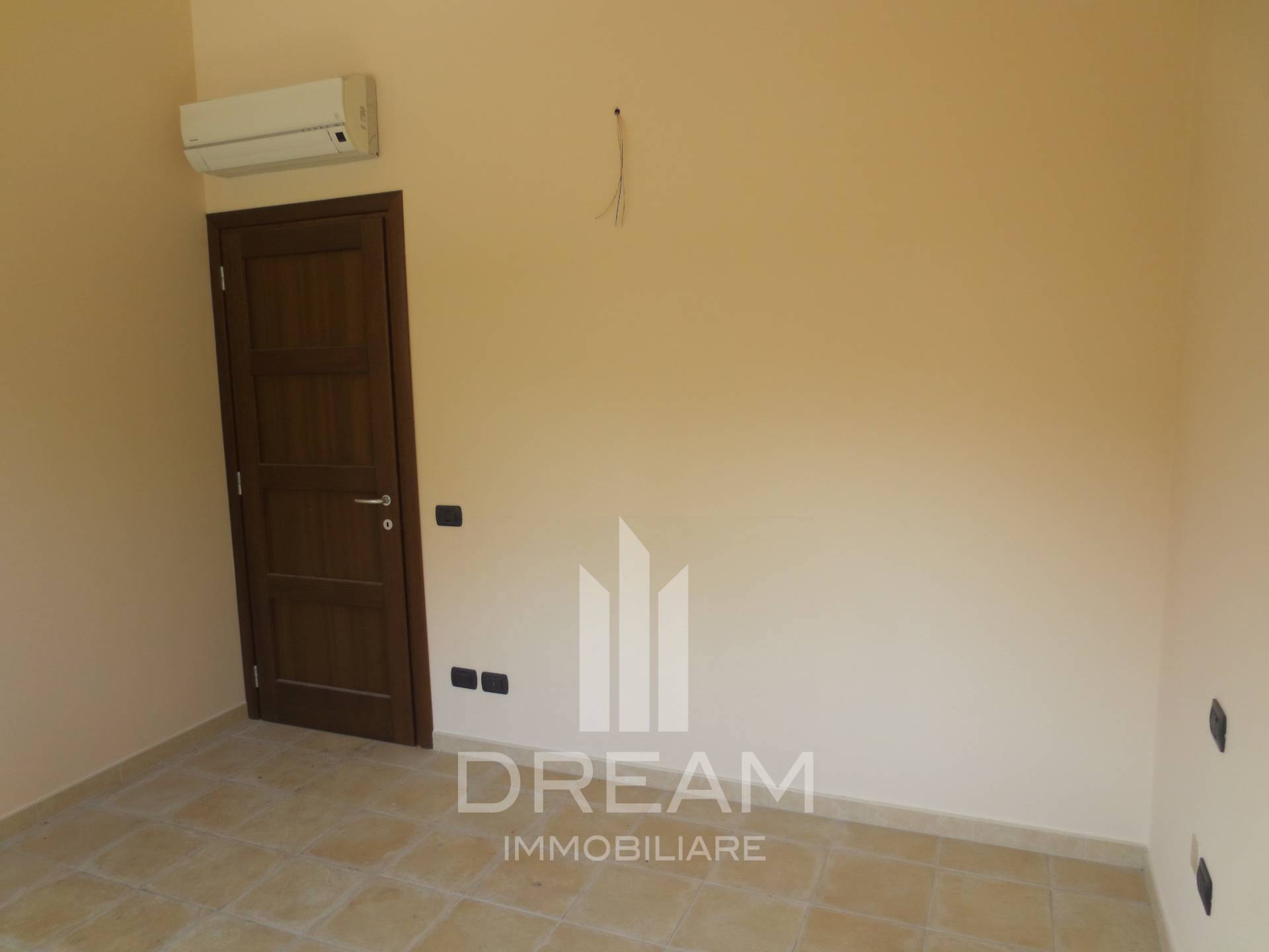 Appartamento in vendita a Cagliari, Is Mirrionis