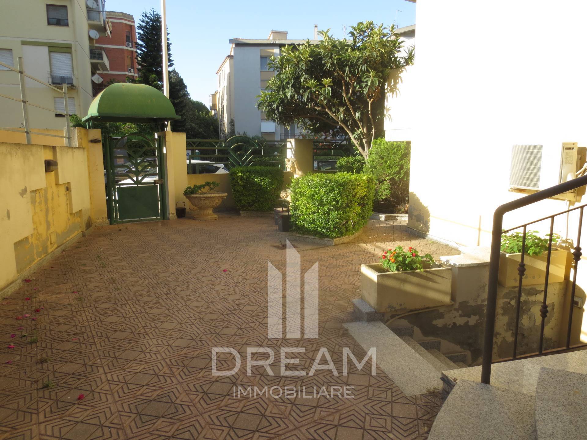 Studio/Ufficio in vendita a Cagliari, Amsicora - Monte Mixi