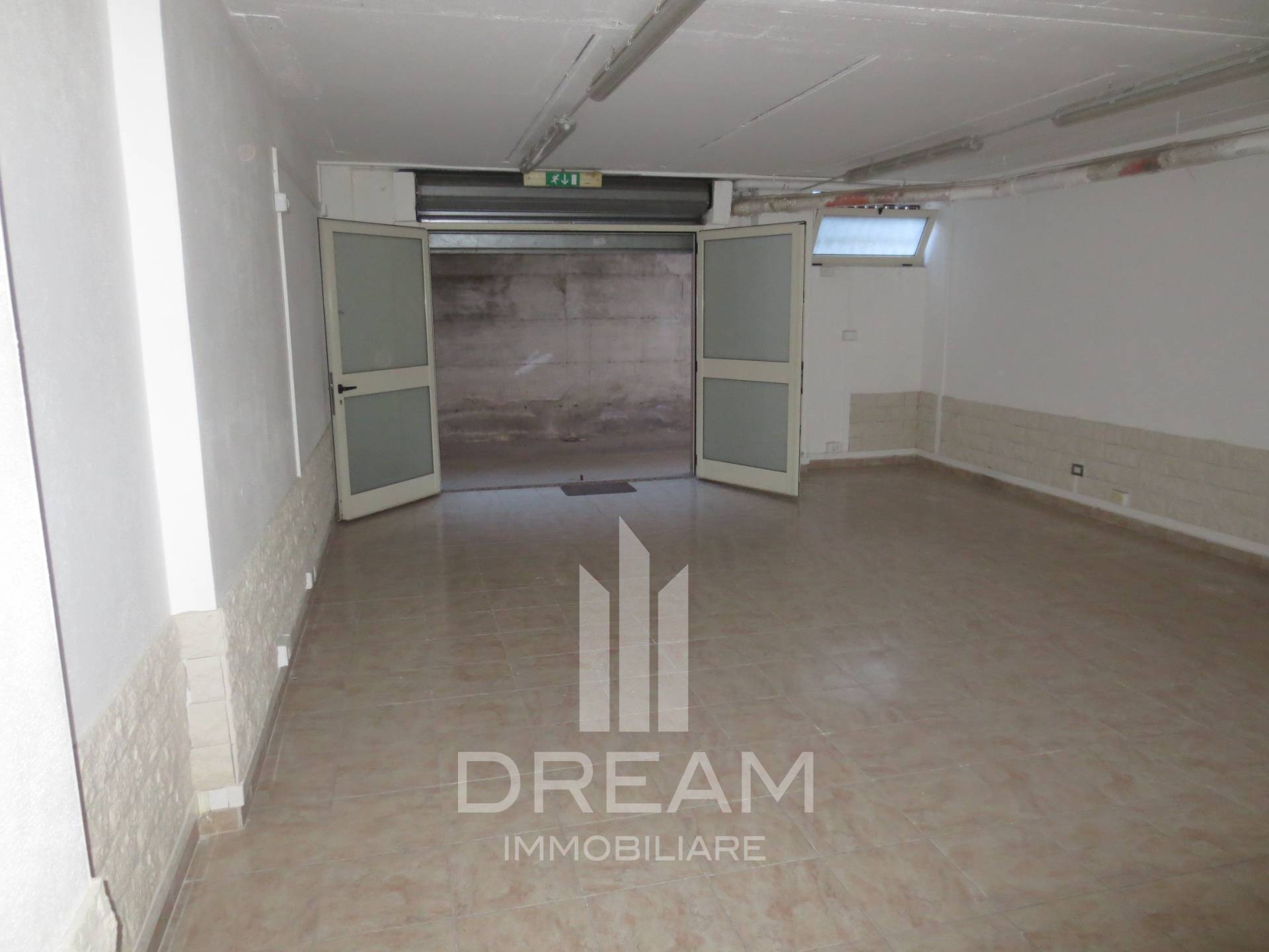 Deposito commerciale in vendita a Quartu Sant'Elena, Pitz'e Serra