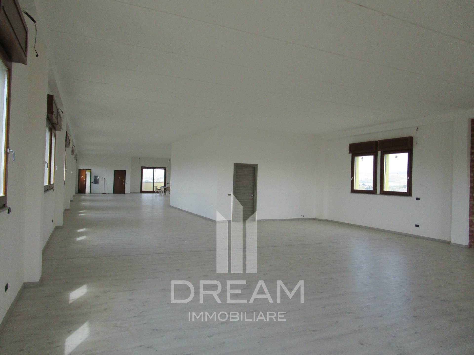 Studio/Ufficio in affitto a Selargius