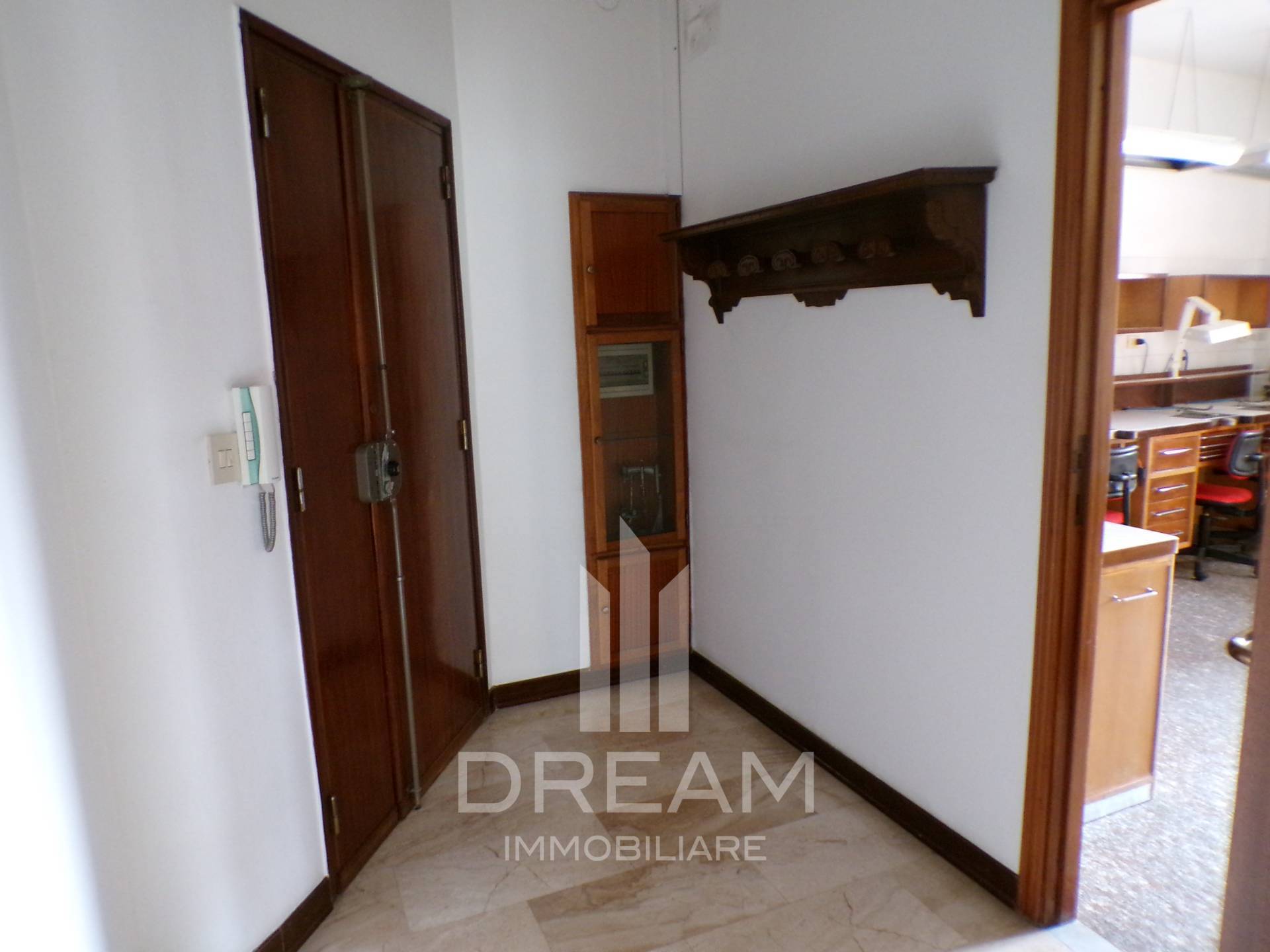 Studio/Ufficio in affitto a Cagliari, Bonaria