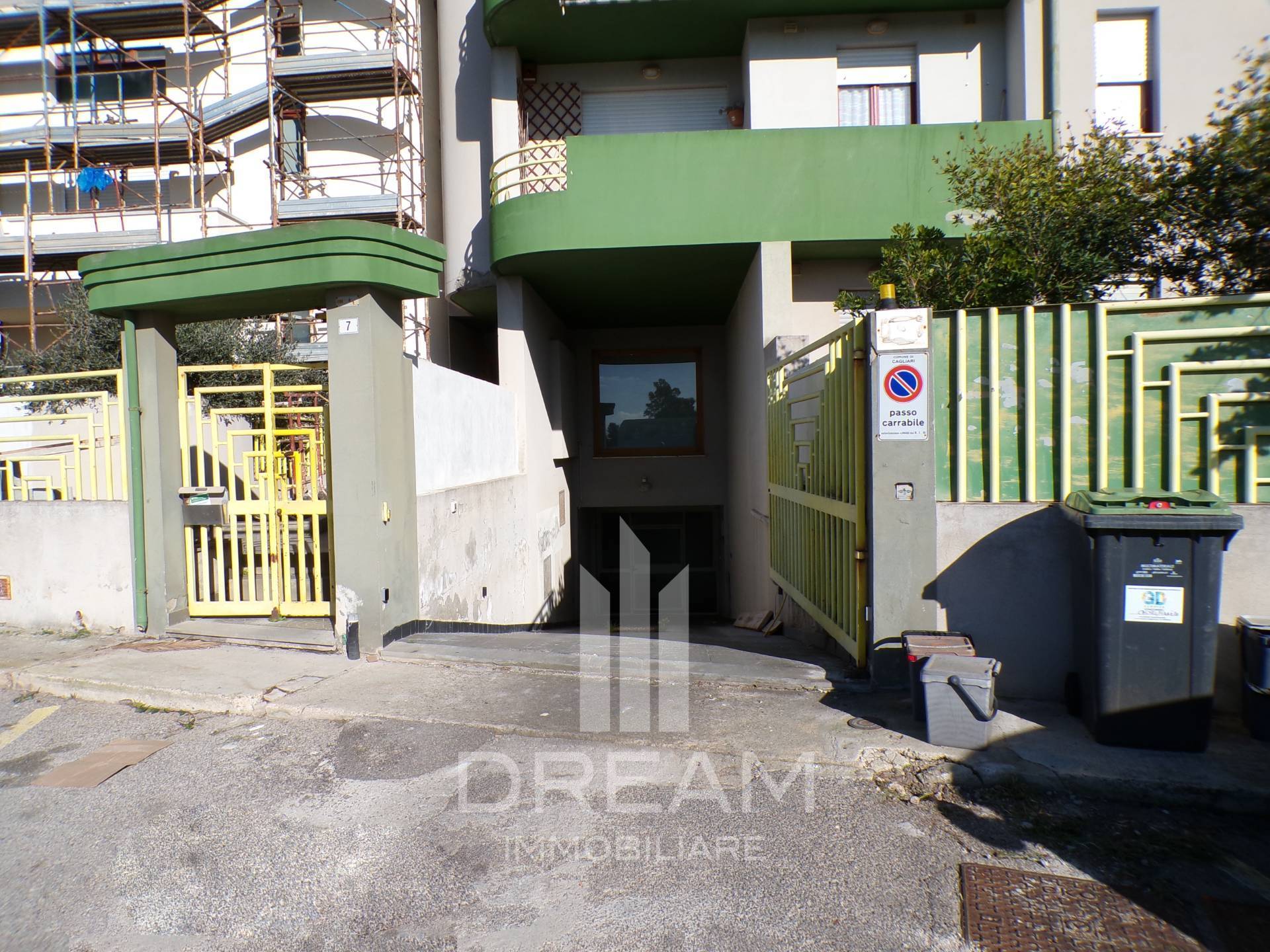 Box / Posto auto in vendita a Cagliari, Is Mirrionis