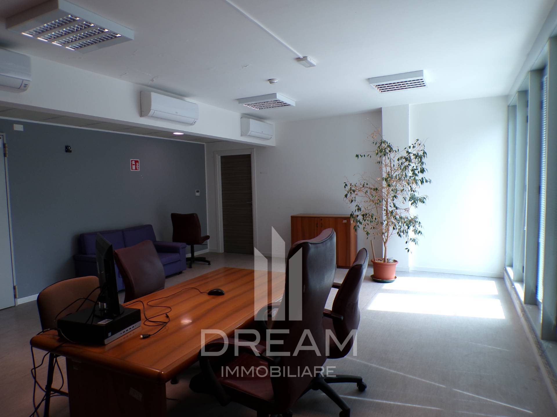 Studio/Ufficio in affitto a Cagliari