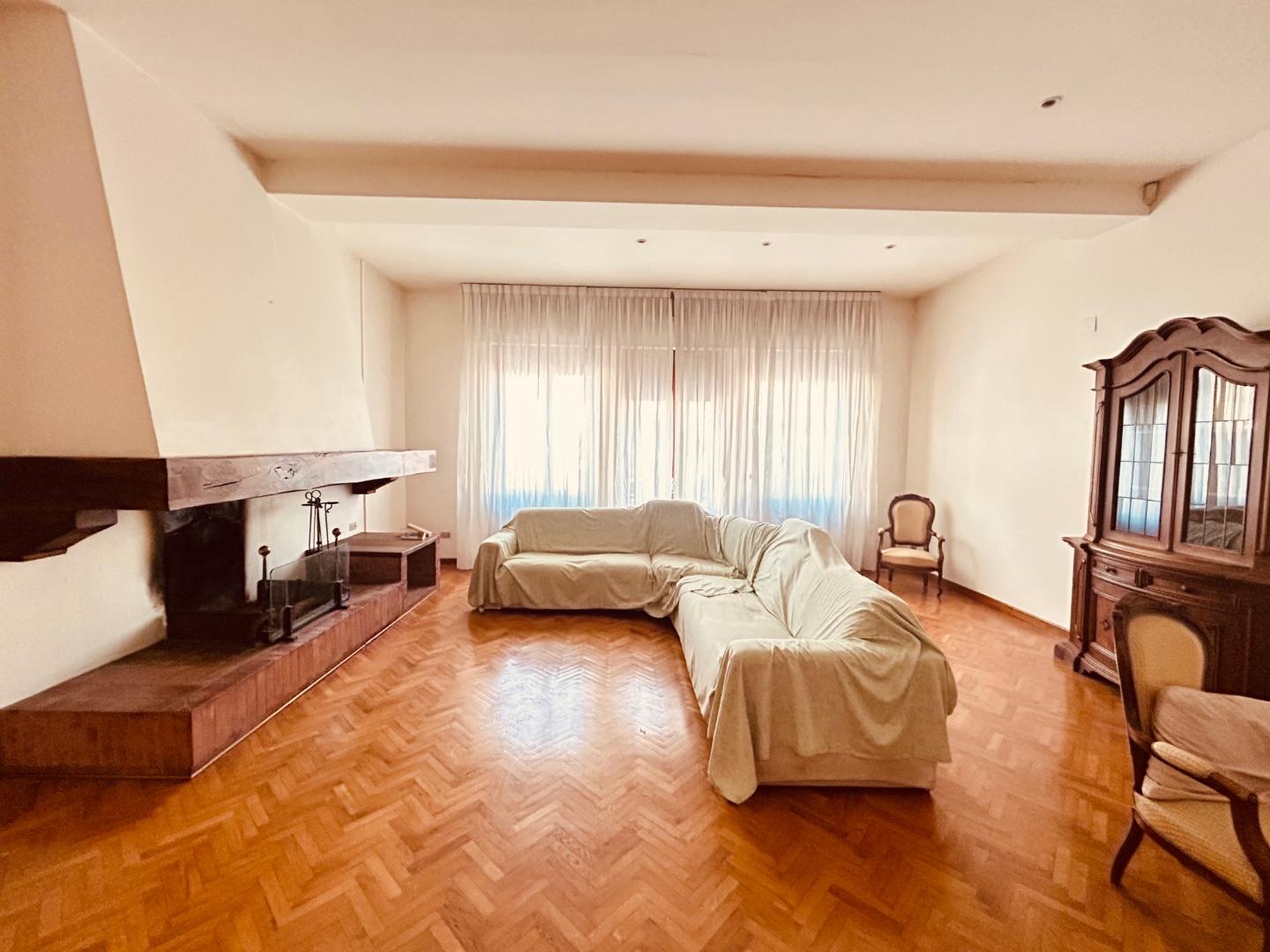 Villa con giardino a Empoli