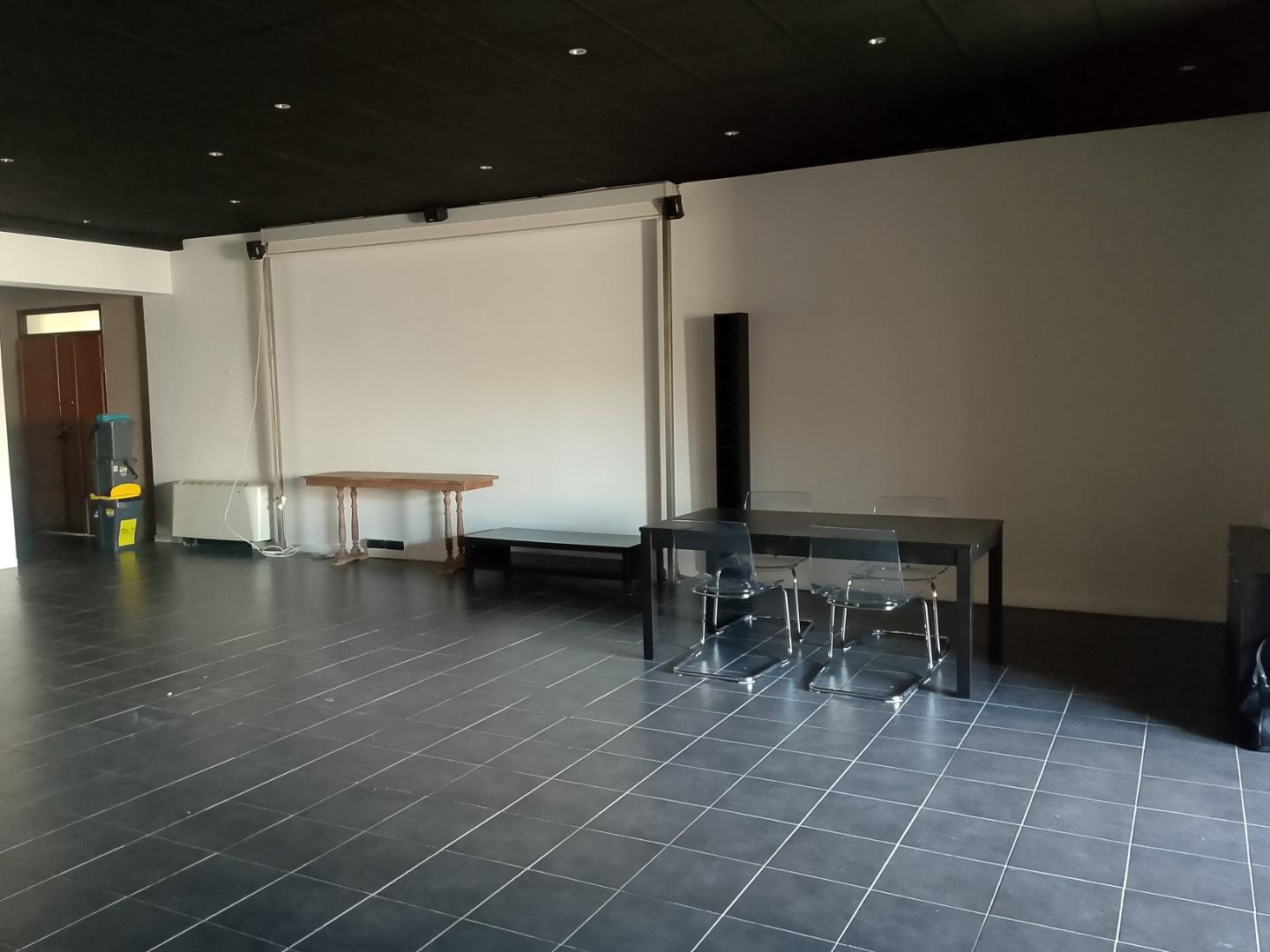 Locale commerciale in affitto, Empoli terrafino