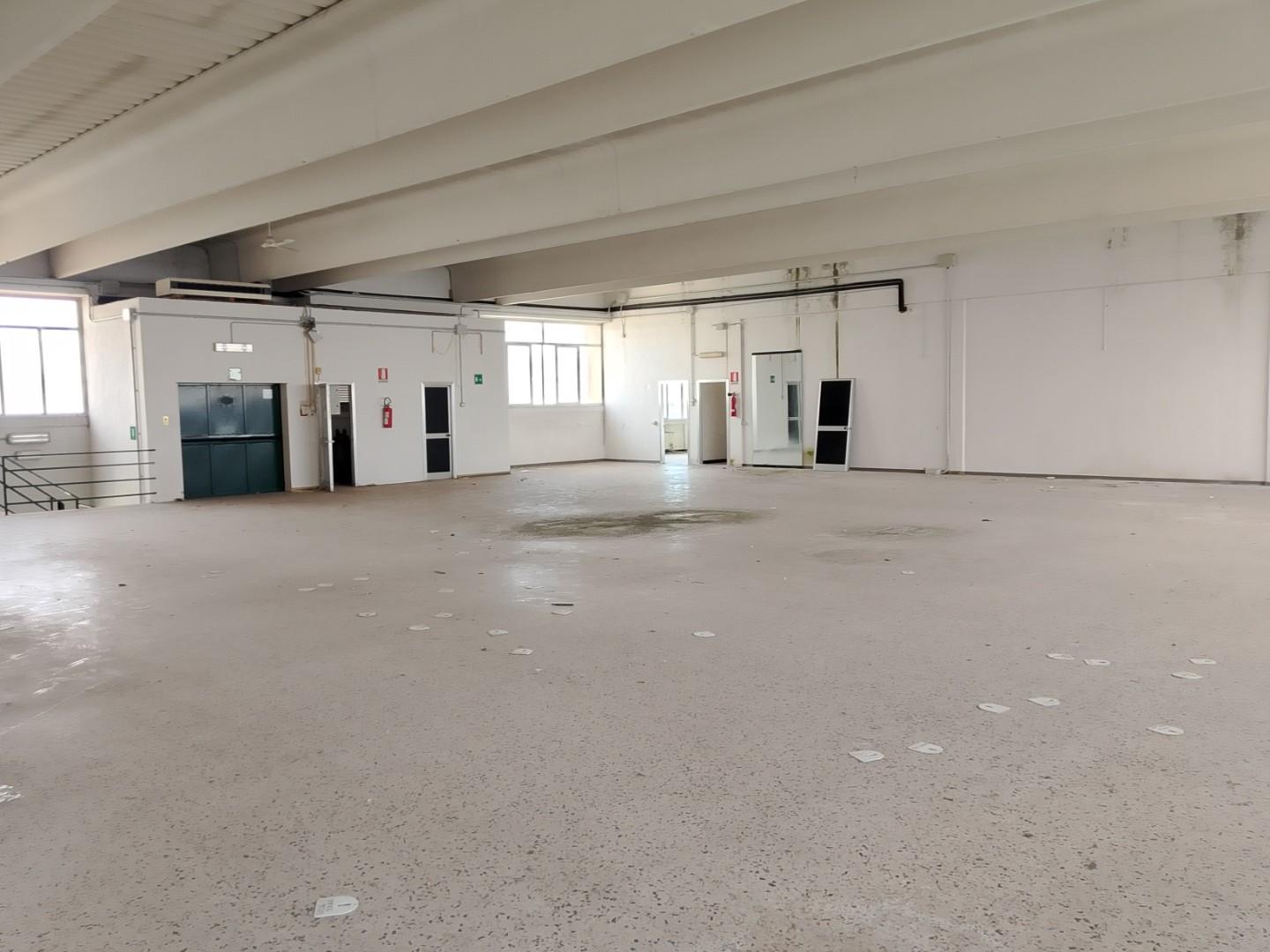 Capannone da ristrutturare, Empoli terrafino