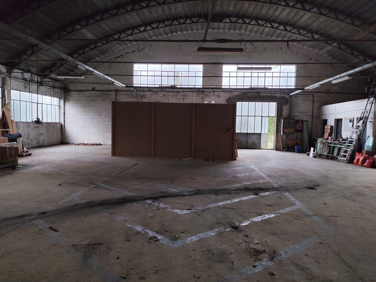 Capannone in vendita a Peccioli