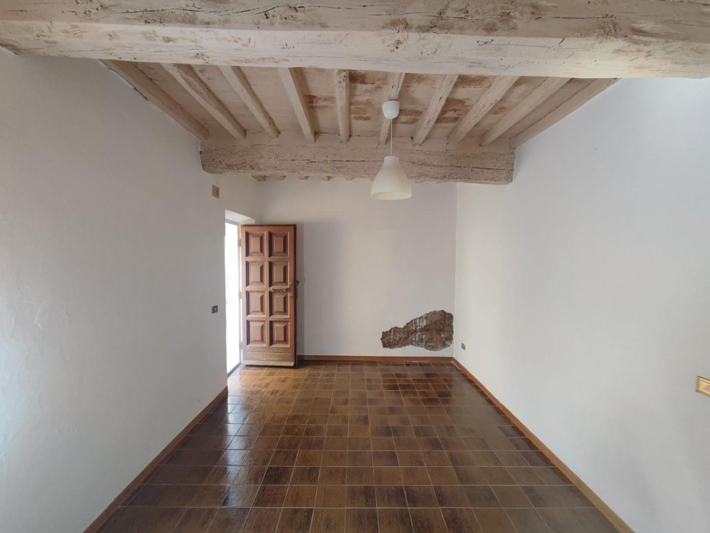 Casa indipendente con terrazzo, Palaia montefoscoli