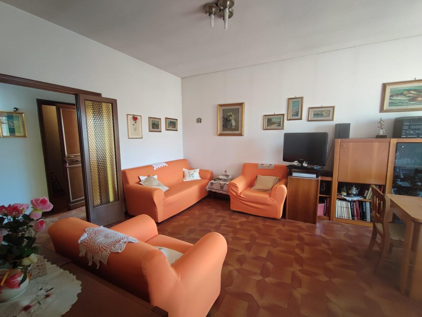 Attico con terrazzo, Palaia forcoli