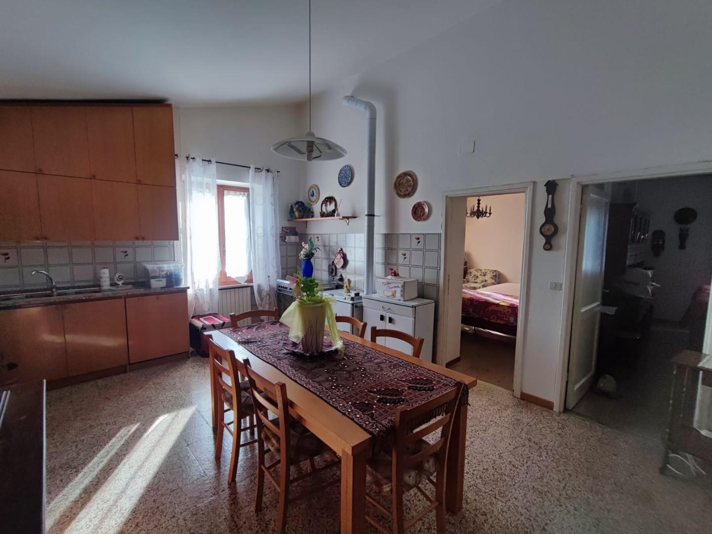 Rustico con giardino a Volterra