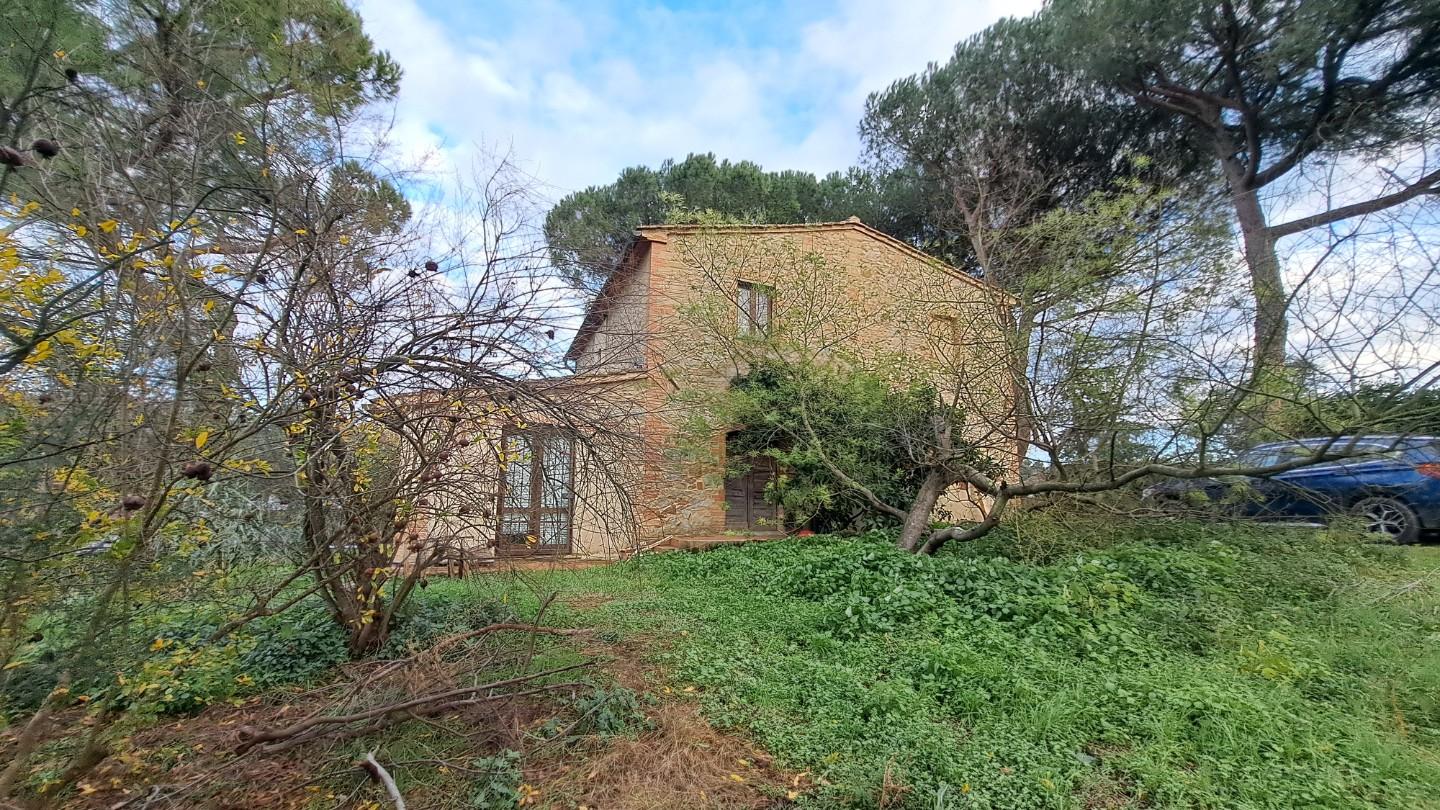 Rustico con giardino a Peccioli