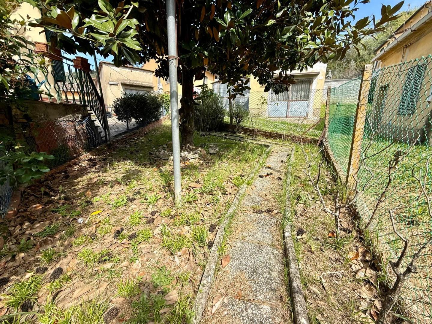 Appartamento con giardino, Palaia forcoli