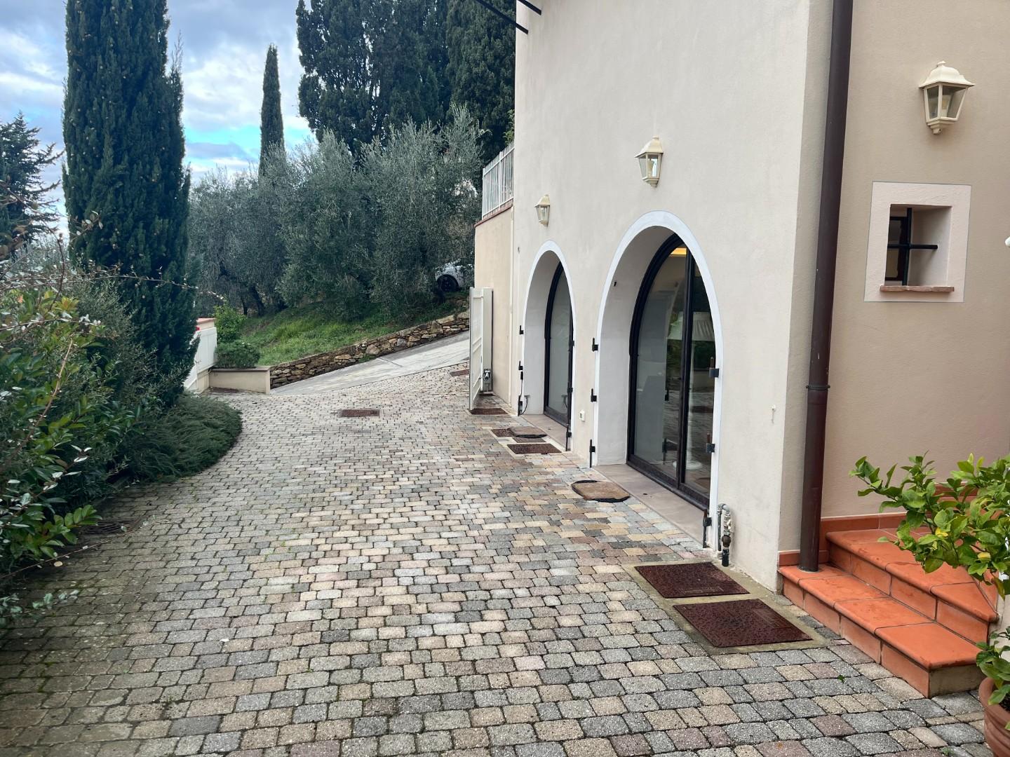 Villa con giardino, Terricciola soiana