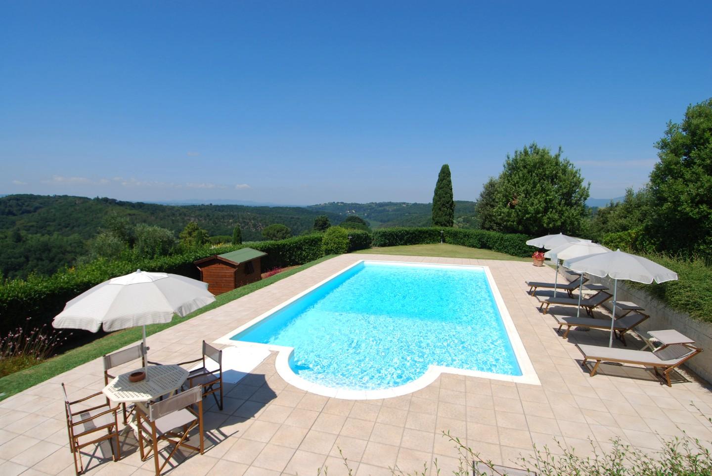 Rustico con giardino a Palaia