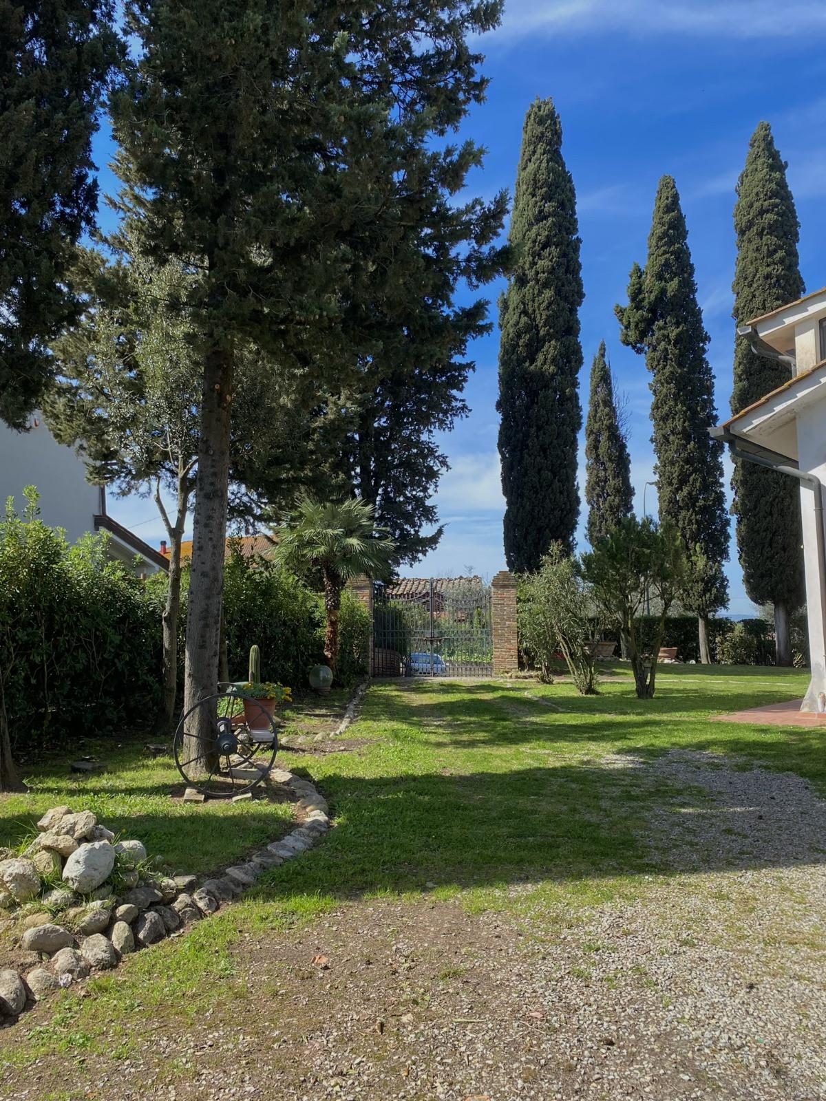 Casa indipendente con giardino a Peccioli