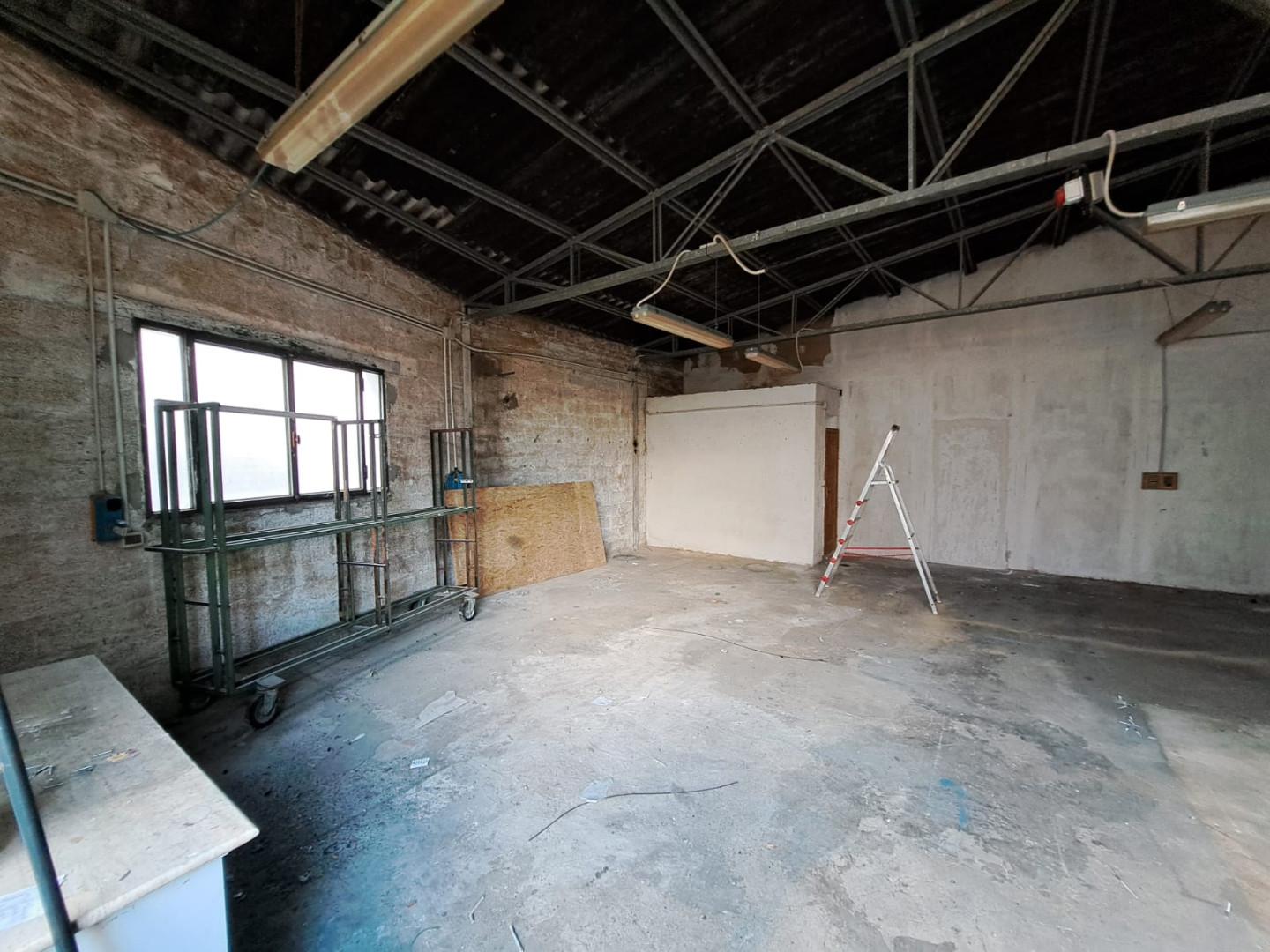 Capannone in vendita, Peccioli fabbrica