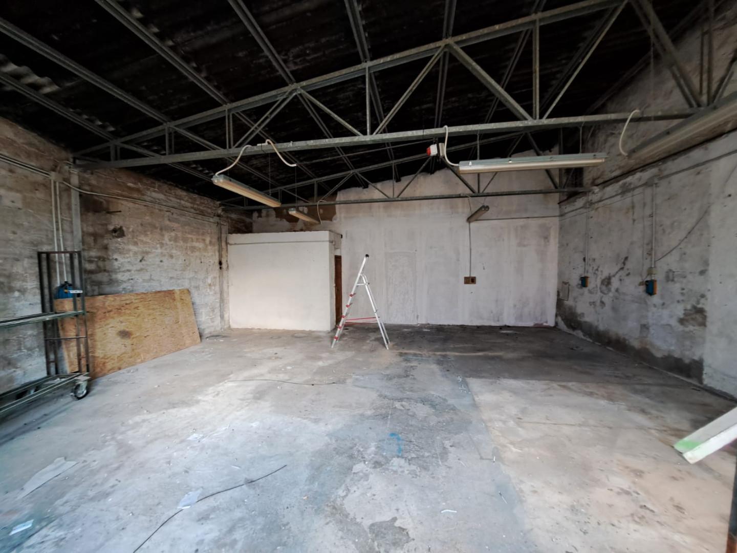 Capannone in vendita, Peccioli fabbrica