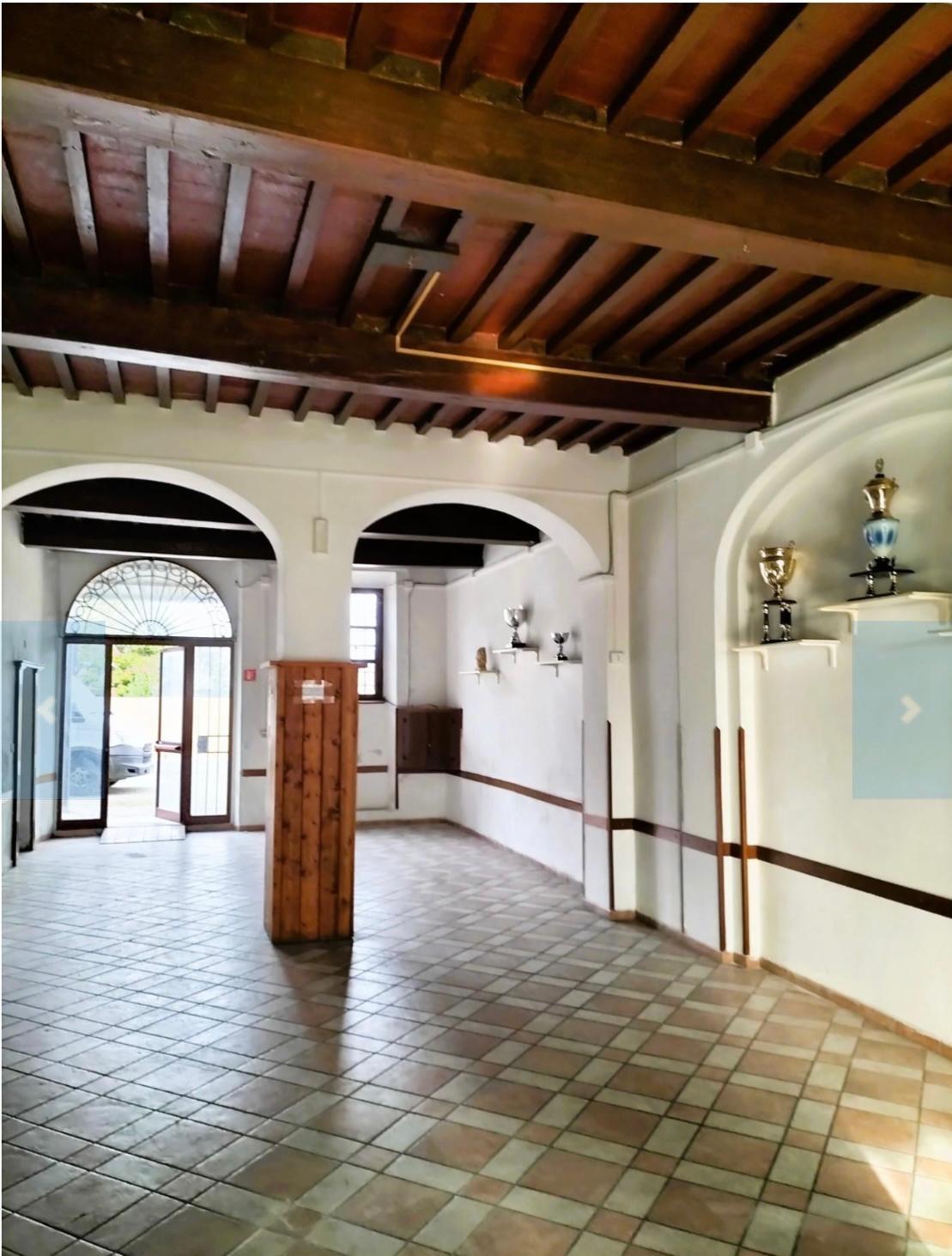 Locale commerciale in affitto, Capannoli san pietro in belvedere