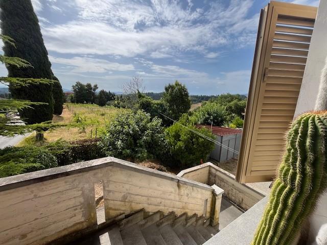 Casa indipendente con giardino a Terricciola
