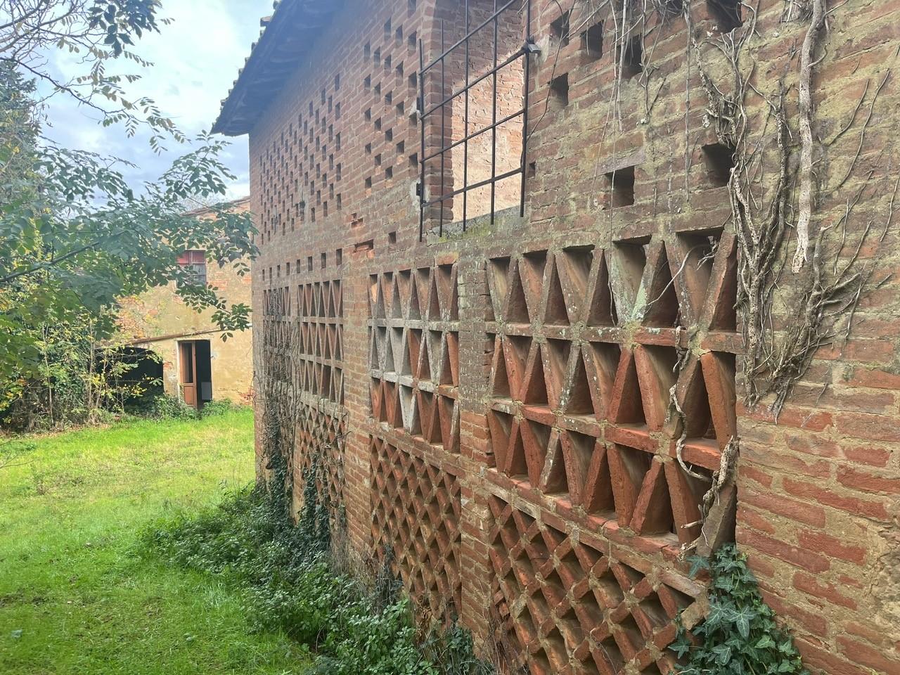 Rustico da ristrutturare, Palaia toiano