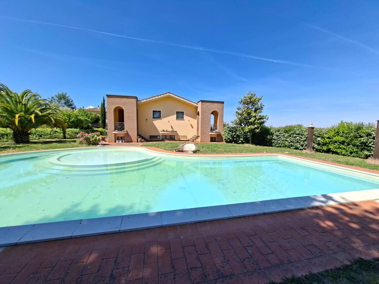 Villa con giardino a Peccioli