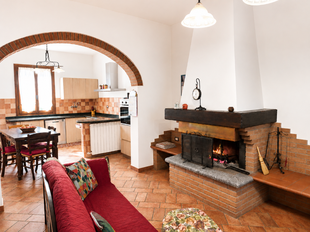 Casa indipendente con giardino a Palaia
