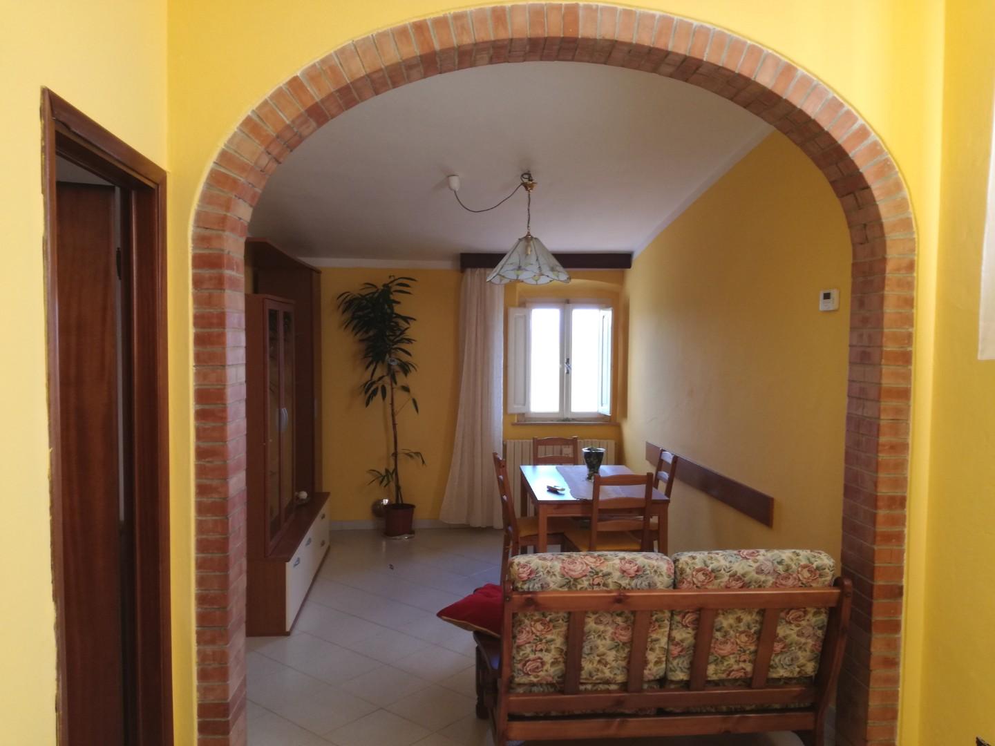Quadrilocale arredato in affitto, Pontedera treggiaia