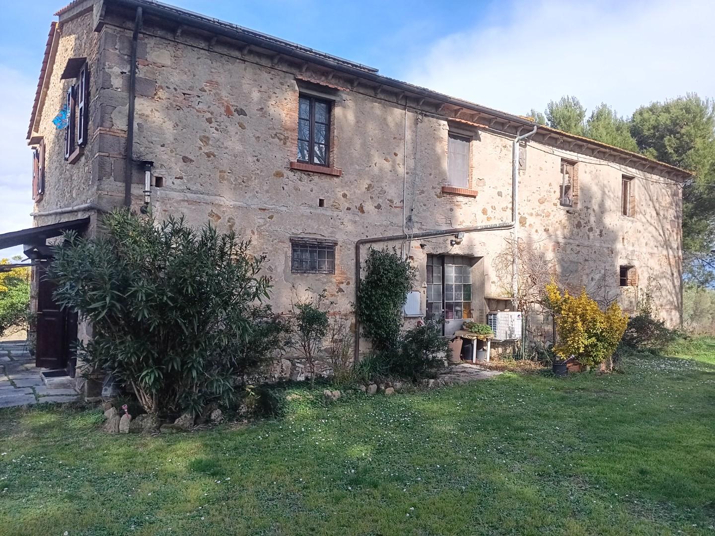 Rustico con giardino, Lajatico orciatico