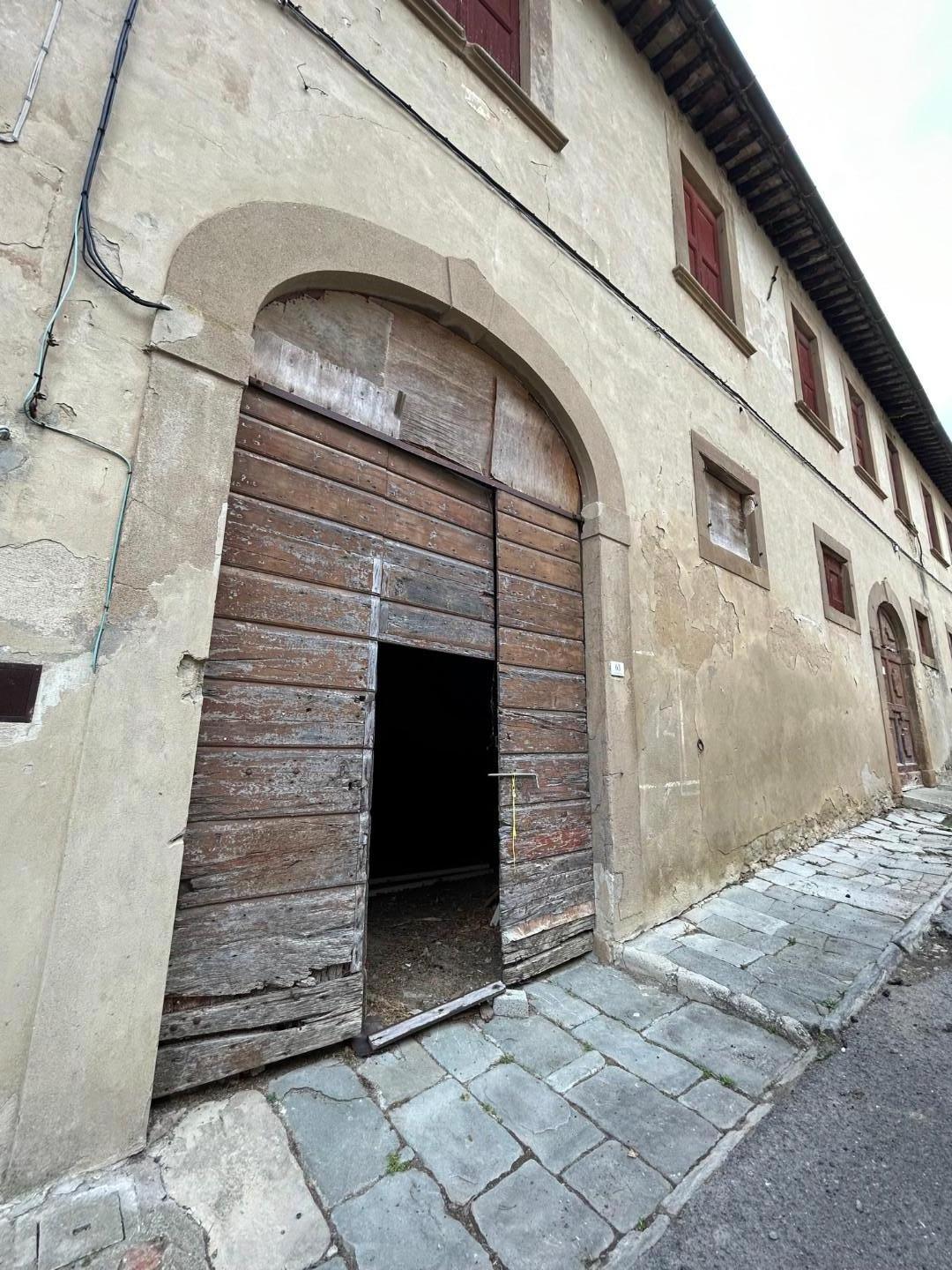 Box in vendita a Peccioli - montelopio