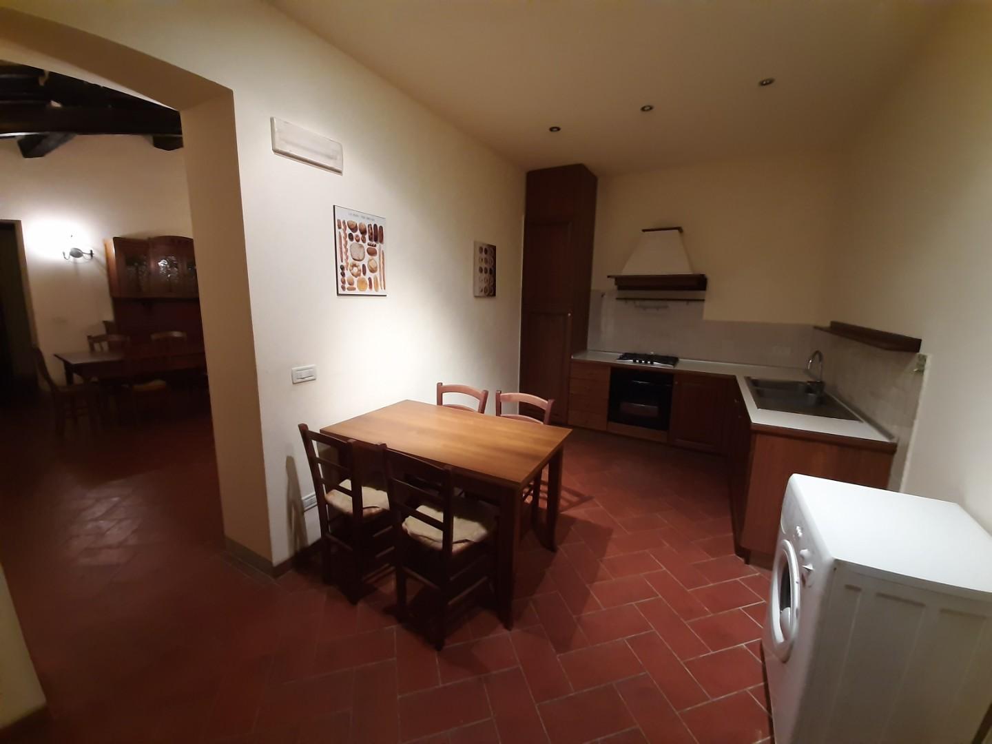 Appartamento arredato in affitto a Peccioli