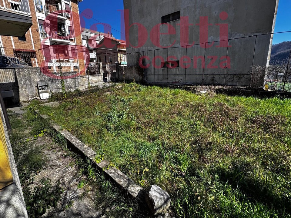 Appartamento in vendita a Carolei